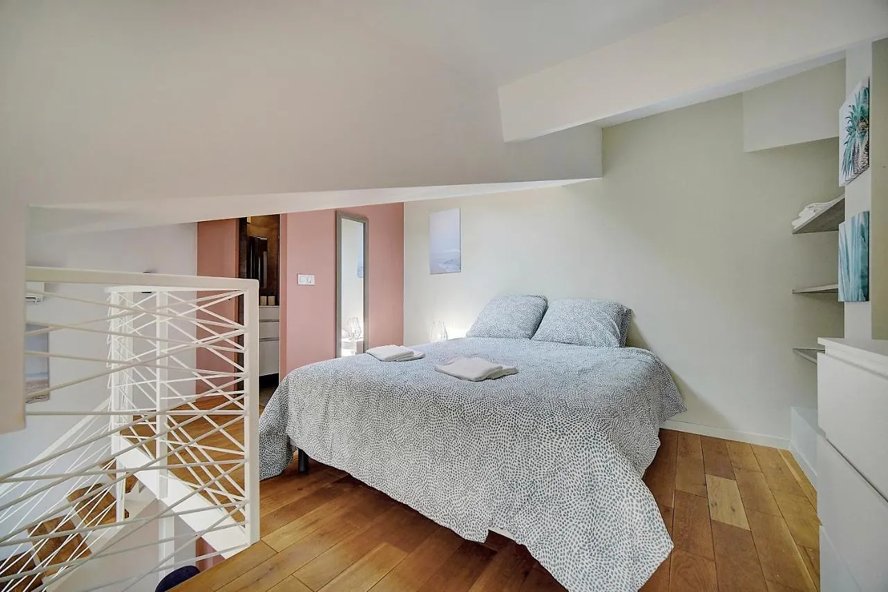 Mimosa-200M Plage-4Minpalais-Verriere Cote D'Azur Apartment Cannes