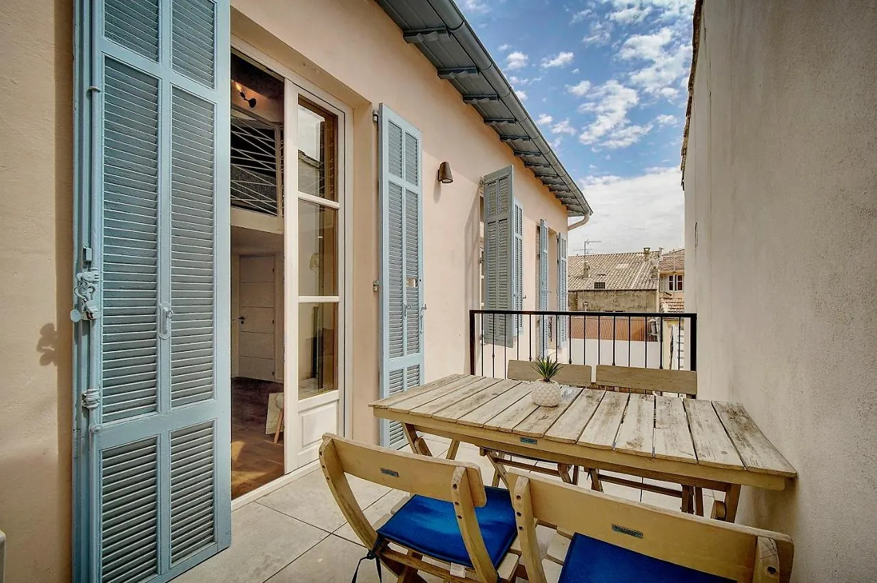 Mimosa-200M Plage-4Minpalais-Verriere Cote D'Azur Apartment Cannes